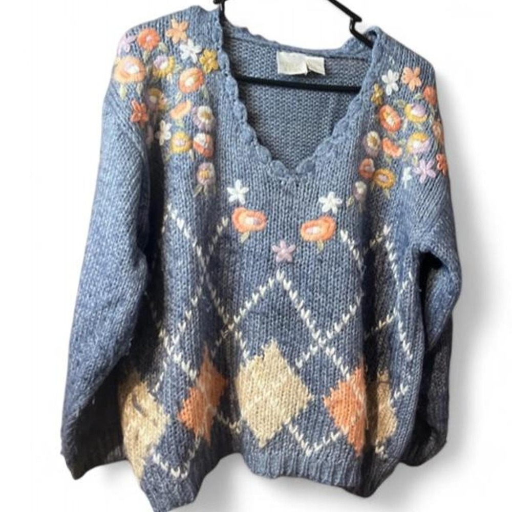 Needles & Yarn Vintage 90s Embroidered Argyle Chunky Knit Sweater M Blue